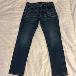 American Eagle men’s jeans